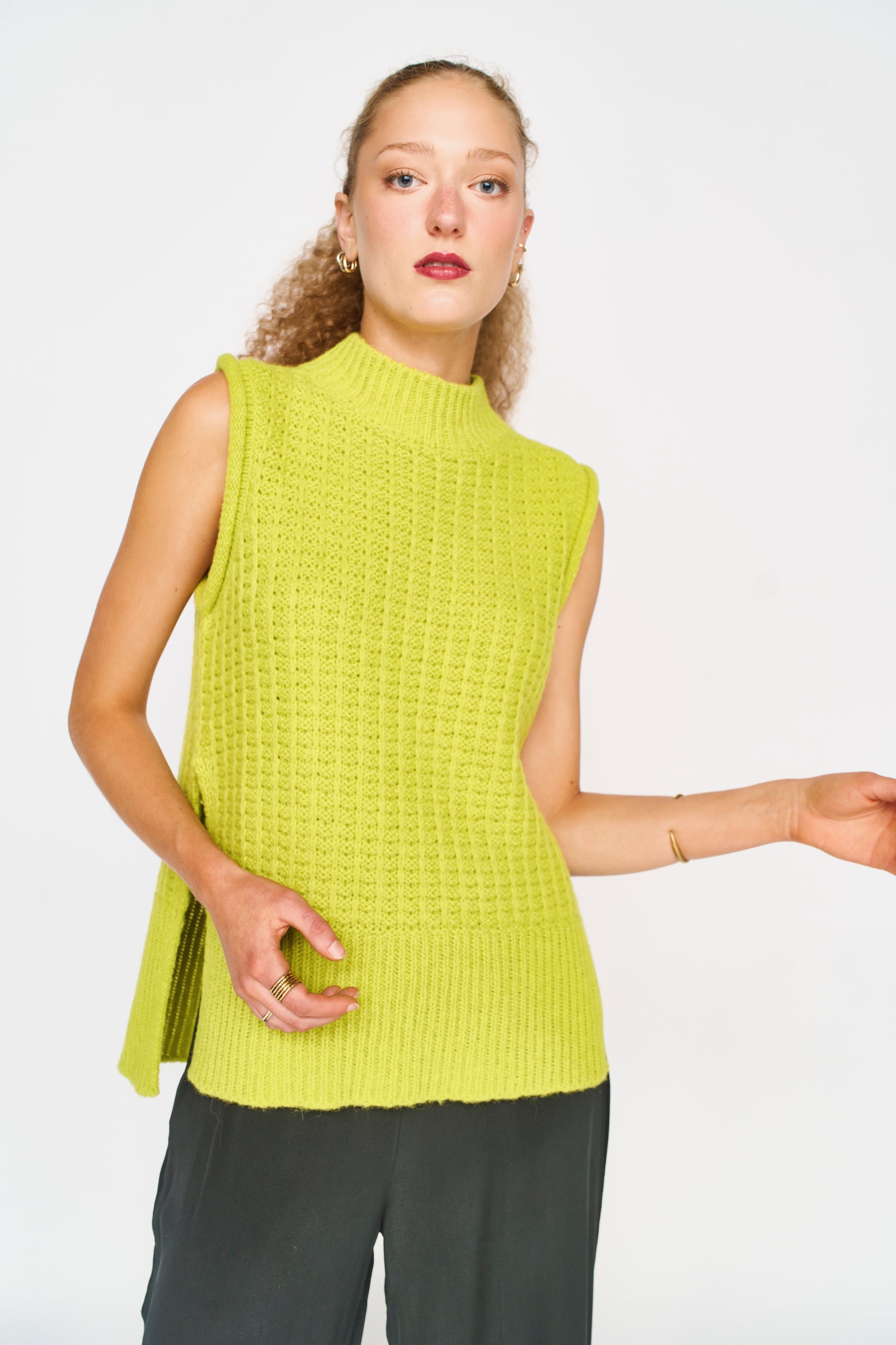 Aspen Sweater Vest in Citronelle